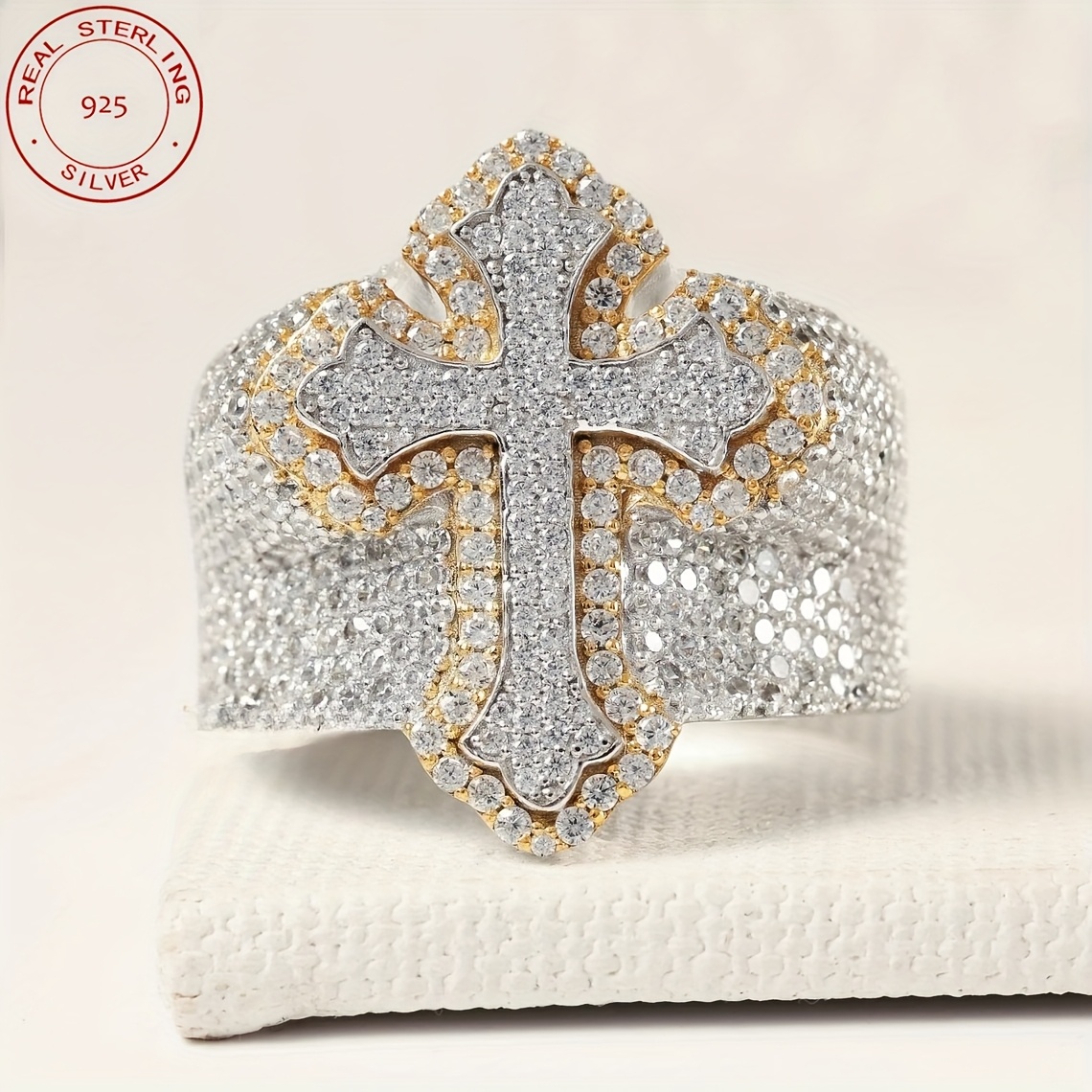 Street Fashion Rings - Nowość 2025: Pierścień Krzyż z Cyrkoniami,