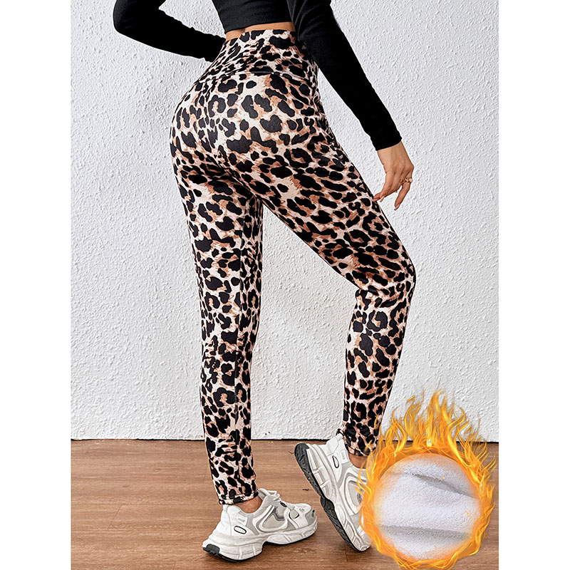 Zimowe legginsy z wełny jagnię – Fashion Street Yoga recenzja i cena