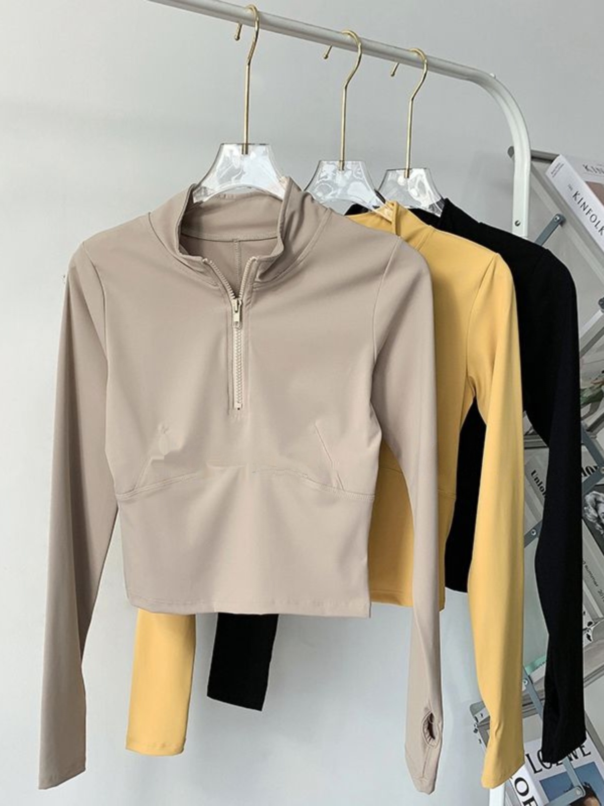 Dopasowana bluzka do jogi z dł – Reflective Jacket Running recenzja i cena